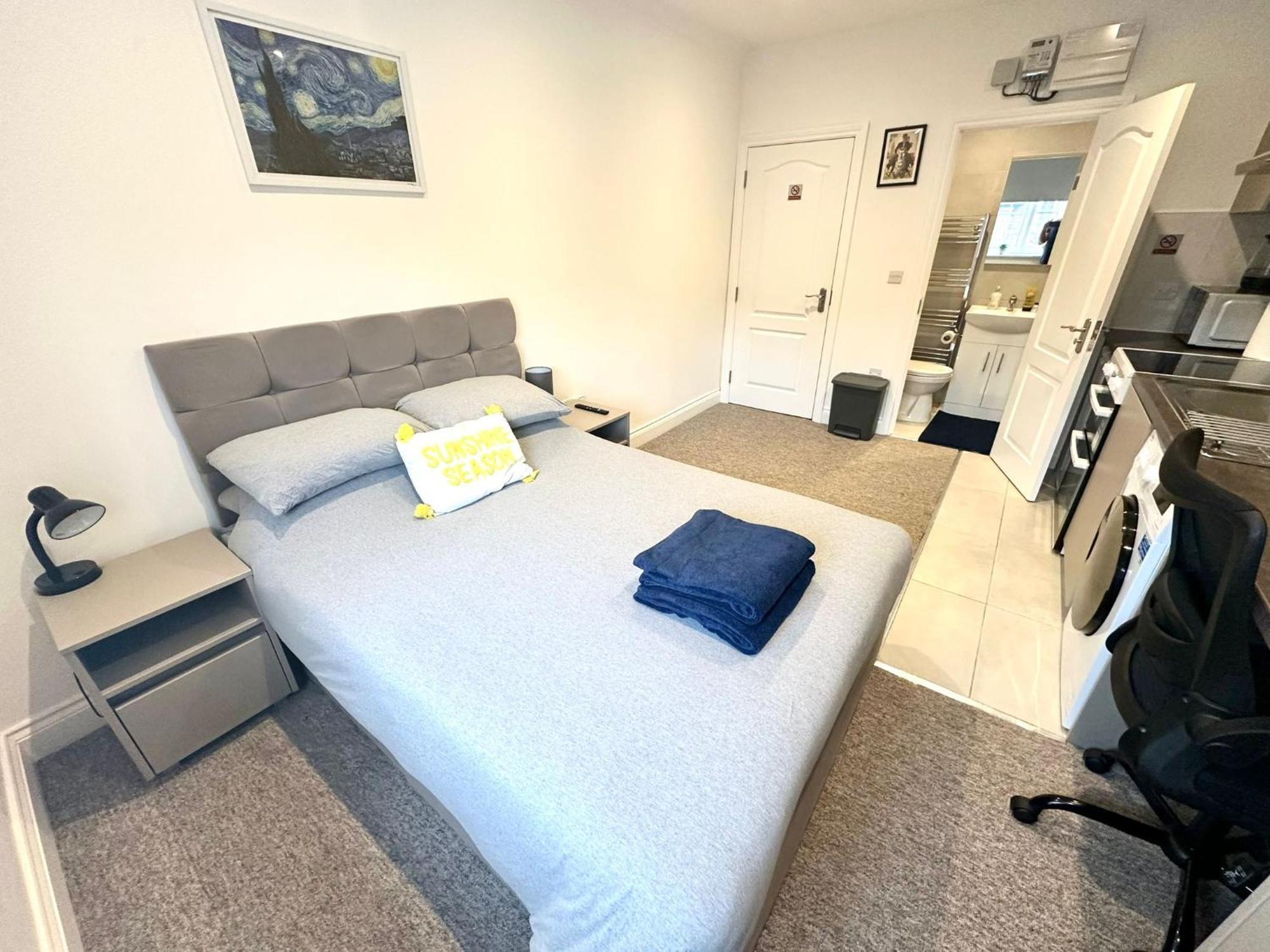 Bright Modern, Private Apartment,15 Mins To Central London Hendon Exteriér fotografie